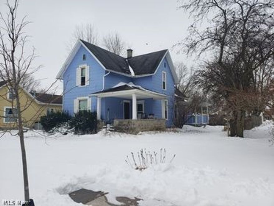 Court Ordered Sale by Private Selling Officer. No Showings. Bidding ends March 2 2022 & is online only.  Information is thought to be correct but not guaranteed. SOLD 100% AS-IS w/all faults. $5,000 Deposit due w/i 24 hours of bidding end.