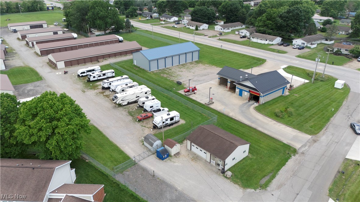 Vista View Village - Commercial Sale