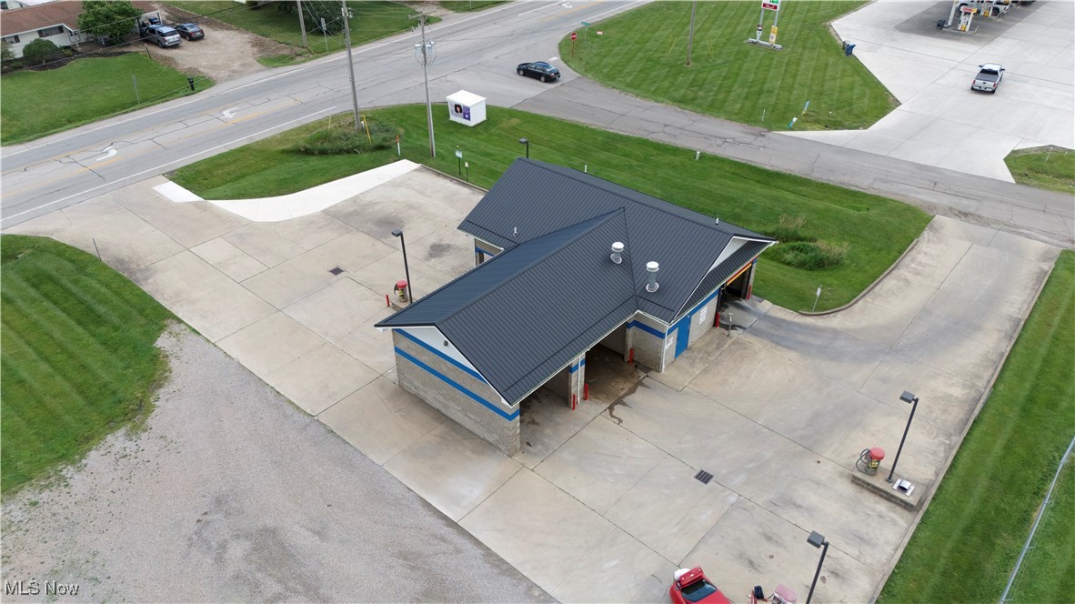 Vista View Village - Commercial Sale