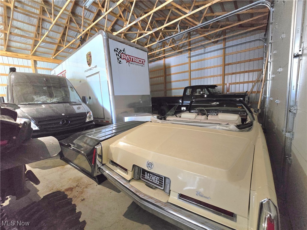 Vista View Village - Commercial Sale