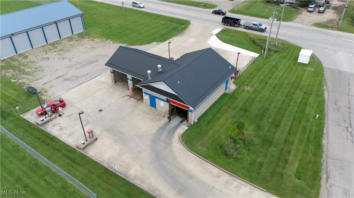 Vista View Village - Commercial Sale