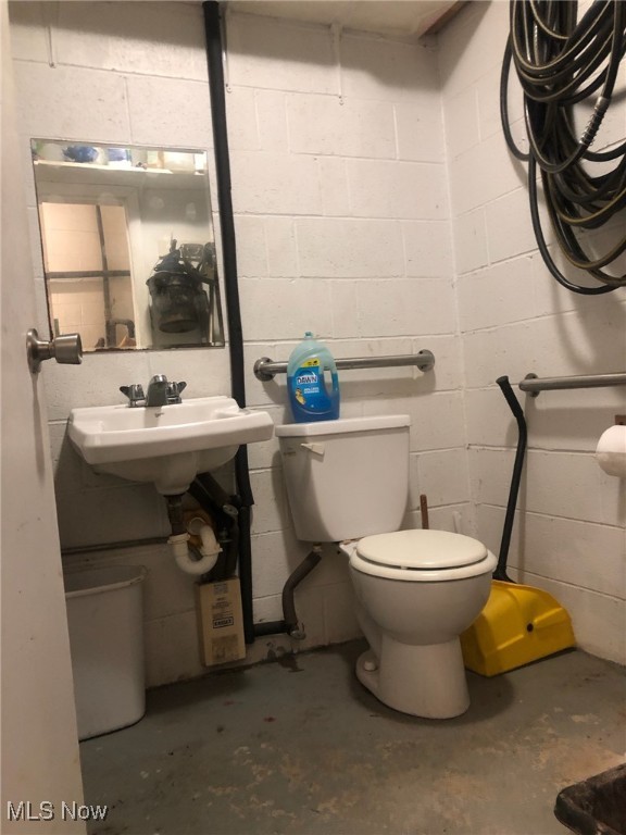 Vista View Village - Commercial Sale