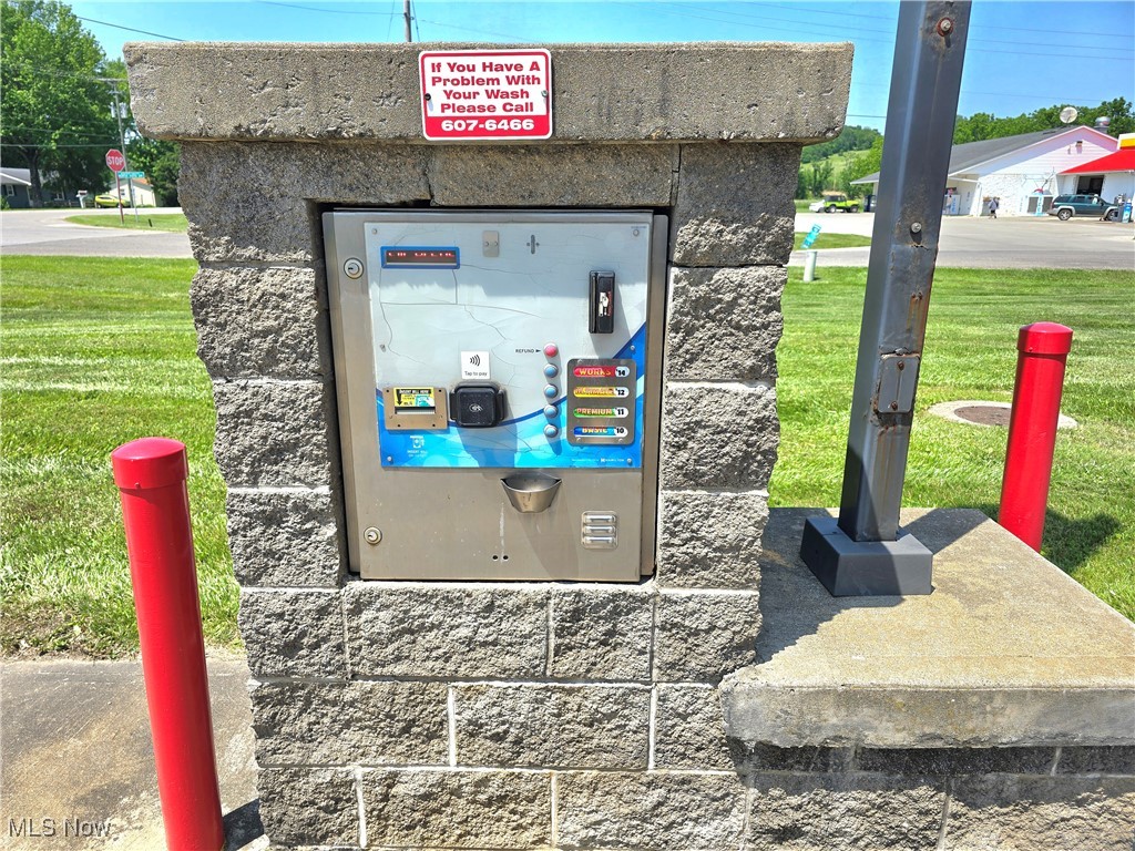 Vista View Village - Commercial Sale