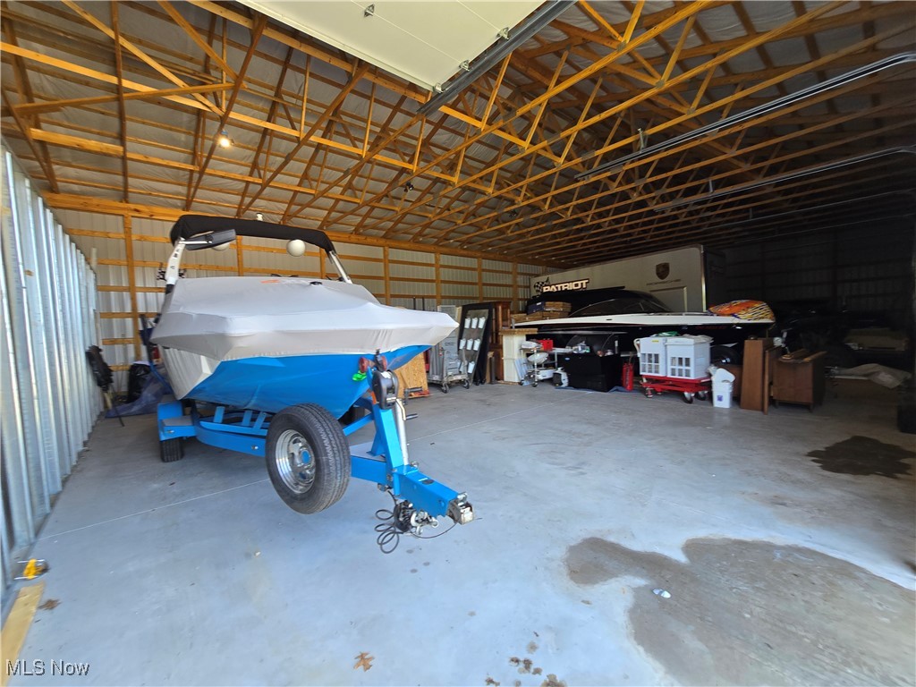 Vista View Village - Commercial Sale