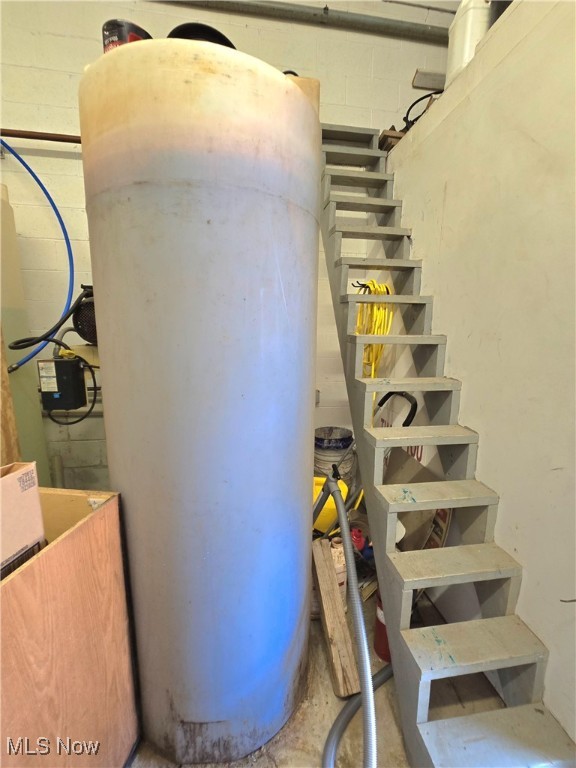 Vista View Village - Commercial Sale