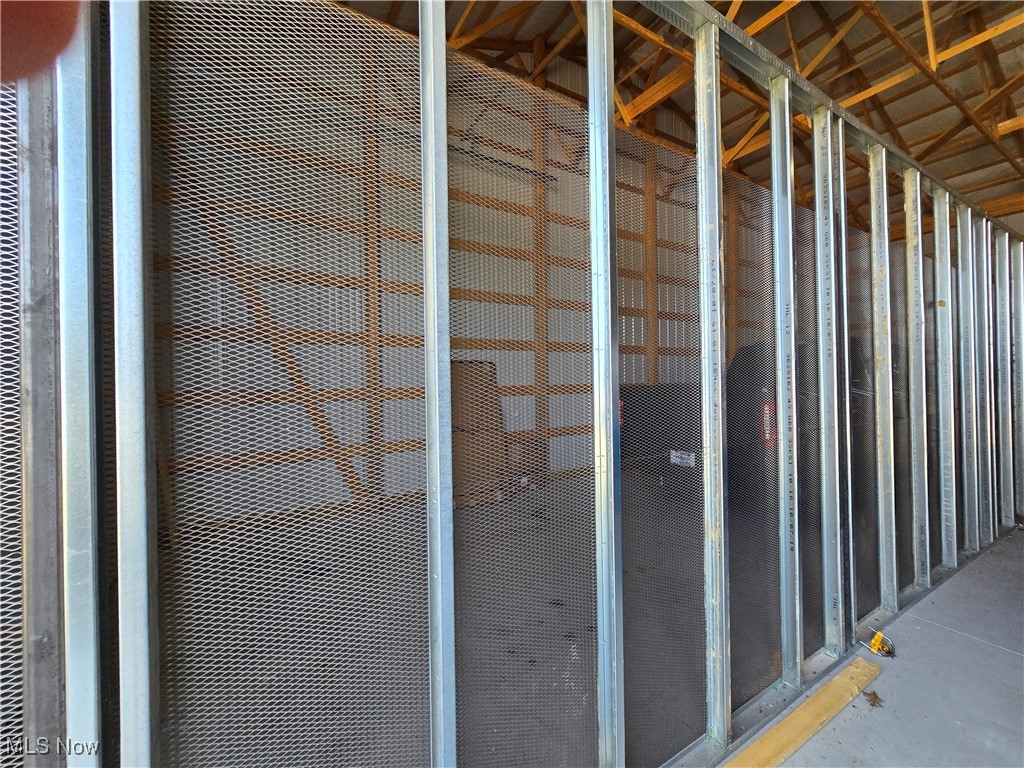 Vista View Village - Commercial Sale