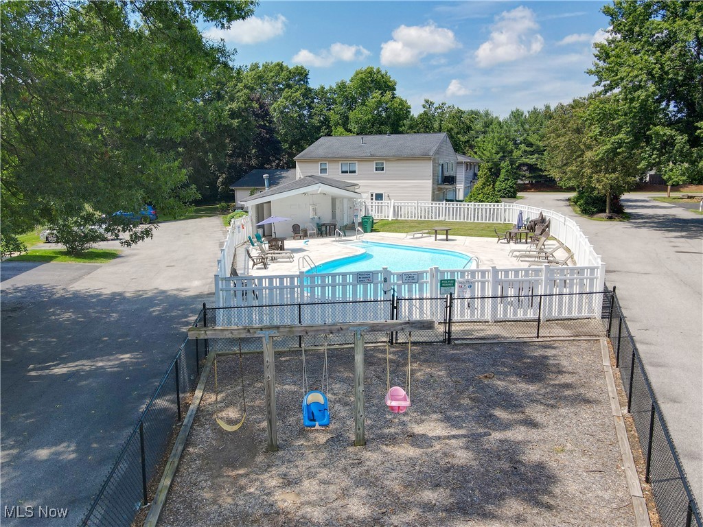 Country Club Apt Homes North Condo - Residential
