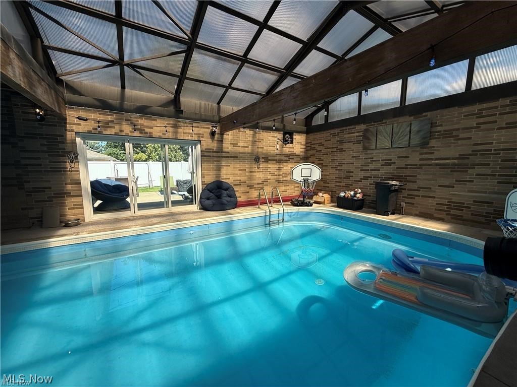 5981 Northview Drive