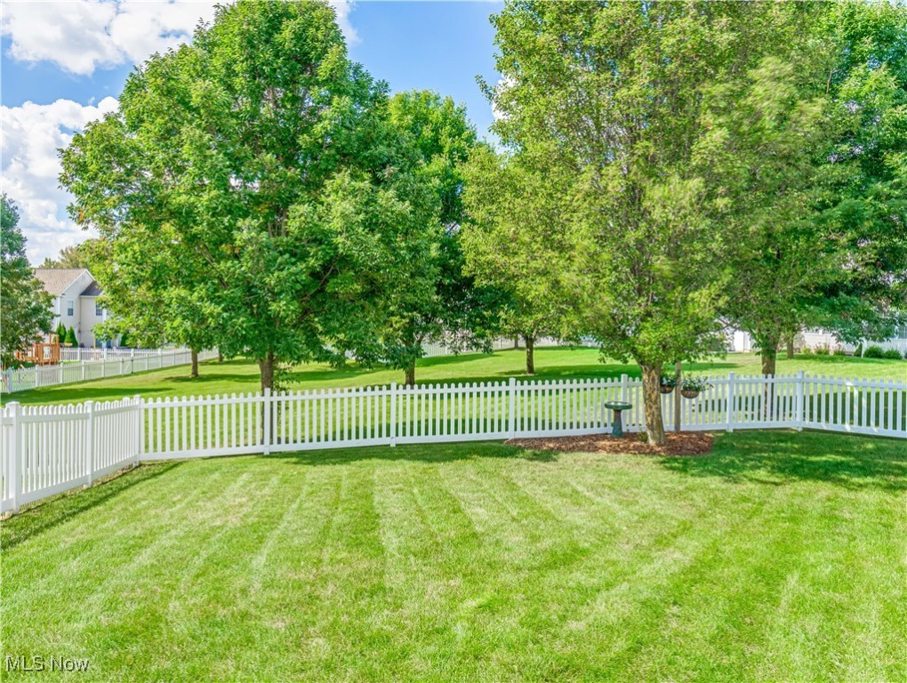 Lakeside Commons - Residential