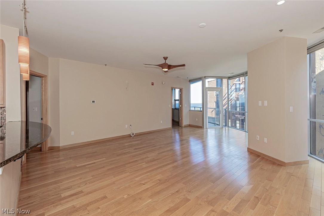 Pinnacle Condo - Residential