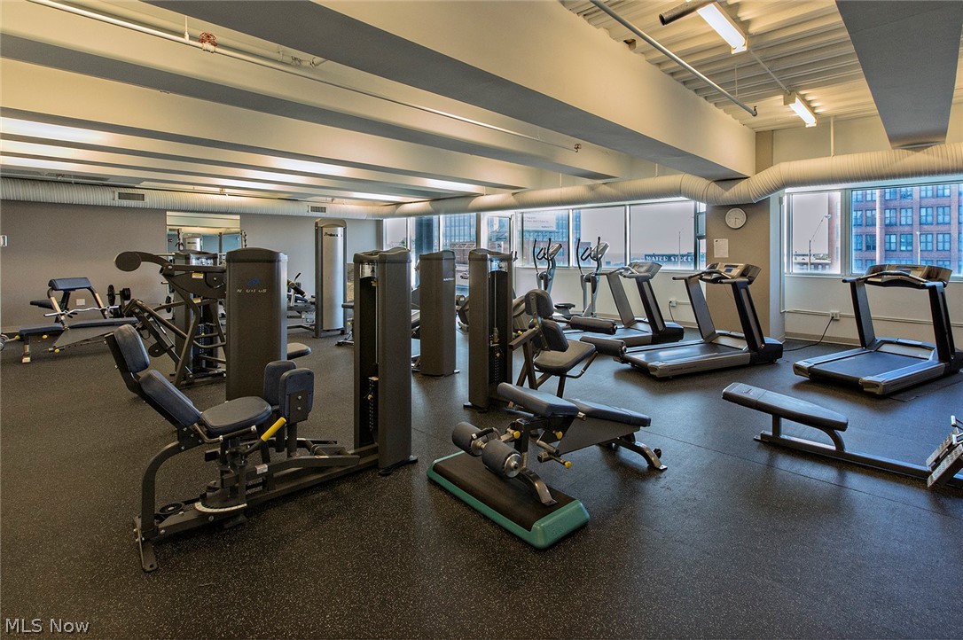 Pinnacle Condo - Residential