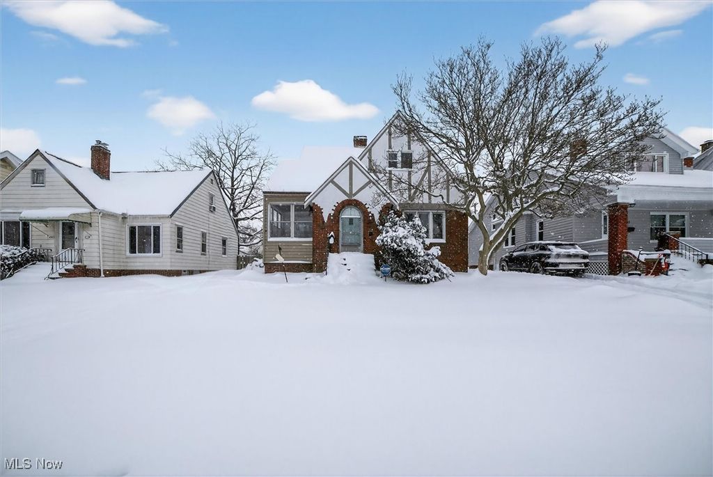 Photo of 4977 E 90th Street, Garfield Heights, OH 44125 (MLS # 5184095)