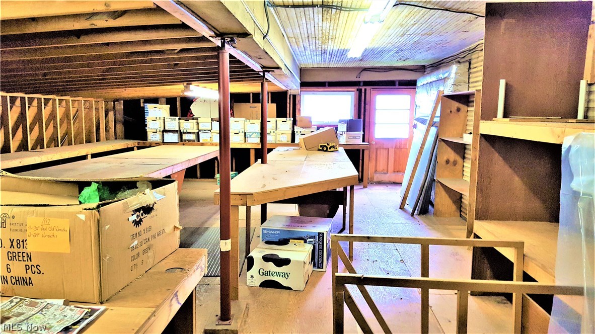Lakeview Terrace Add - Commercial Sale