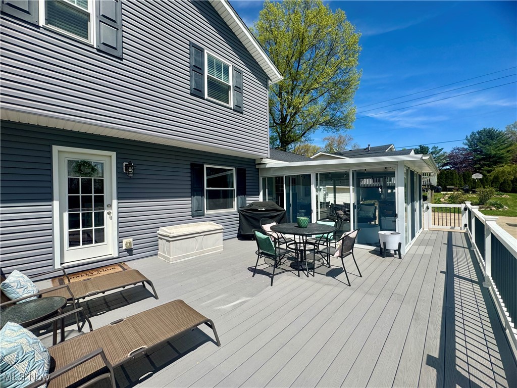 696 Inverness Road, Akron, Ohio image 33