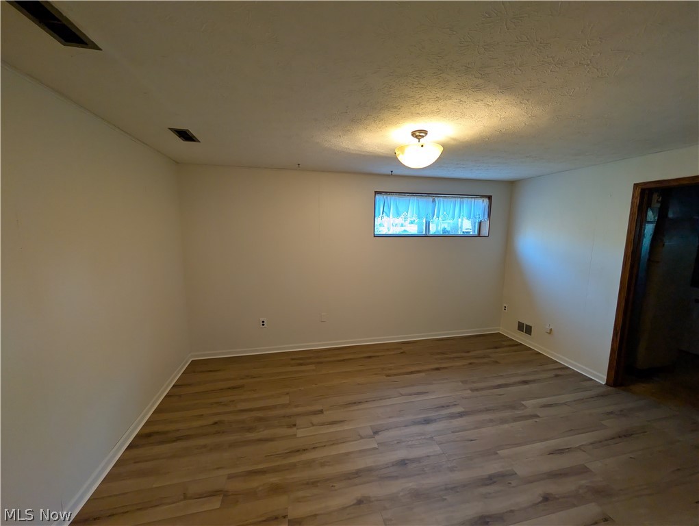 Silver Lake Little Farms - Residential Lease