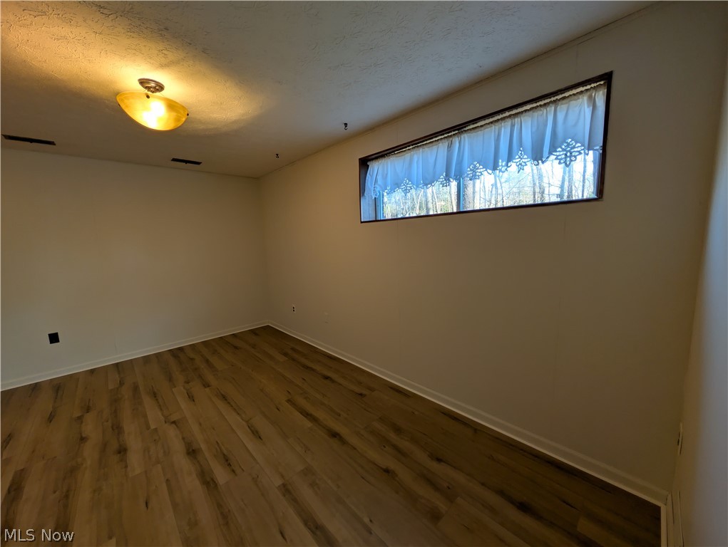 Silver Lake Little Farms - Residential Lease