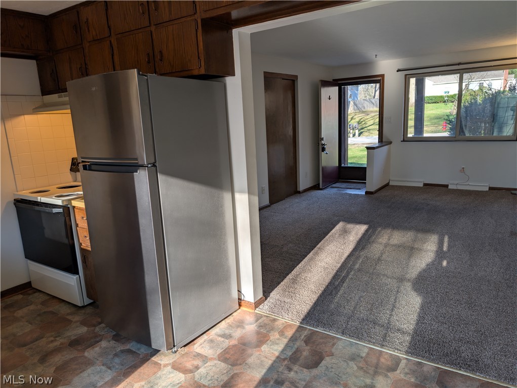 Silver Lake Little Farms - Residential Lease