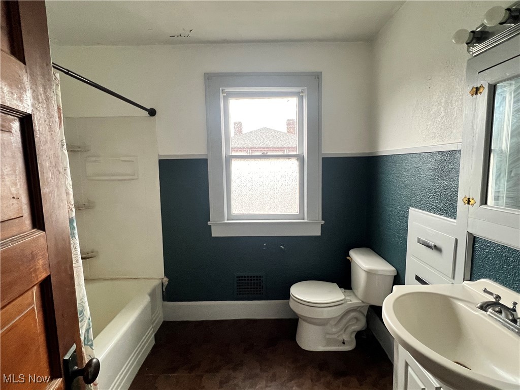 City/Uhrichsville - Residential