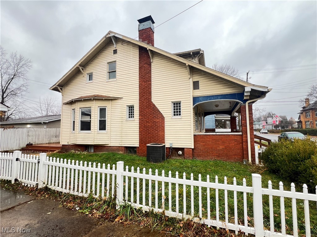 City/Uhrichsville - Residential