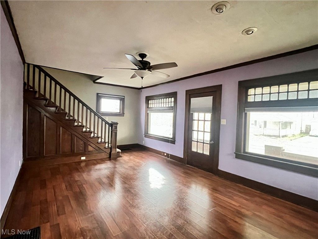 Photo of 122 E 6th Street, Uhrichsville, OH 44683 (MLS # 5174520)