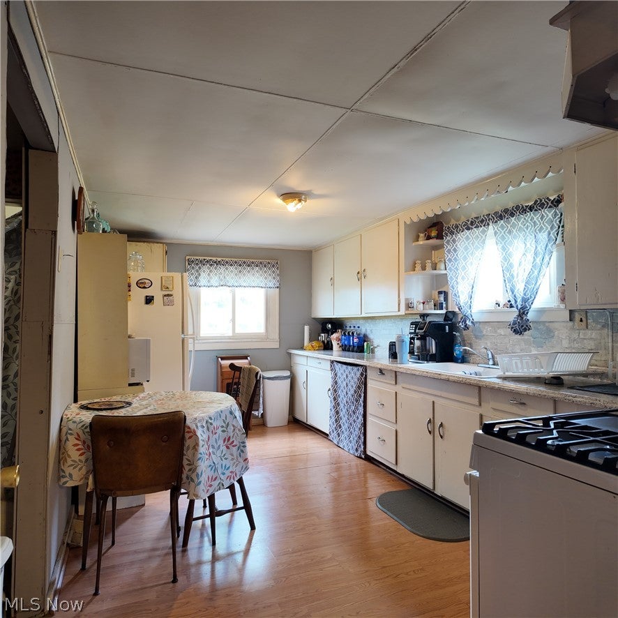 60490 Main Street