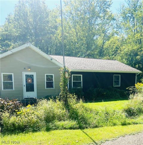 Photo for 17917 Belmont