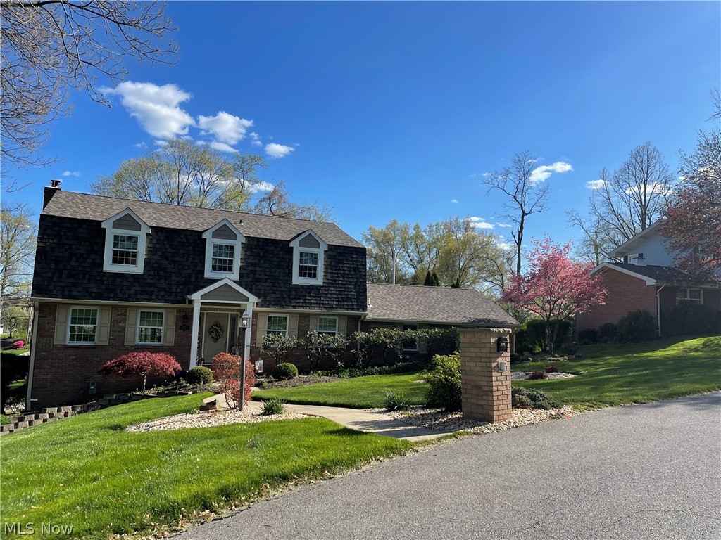 4804 White Oaks Drive