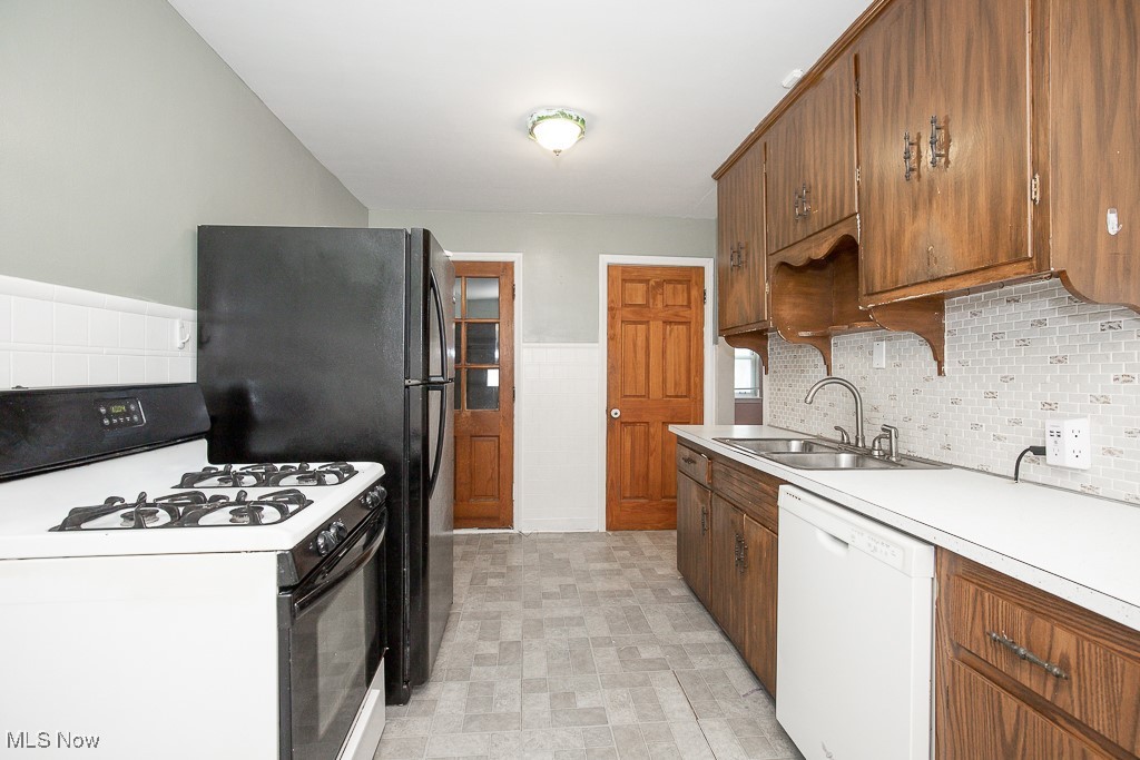 4815 Redfern Road, Parma, Ohio image 7