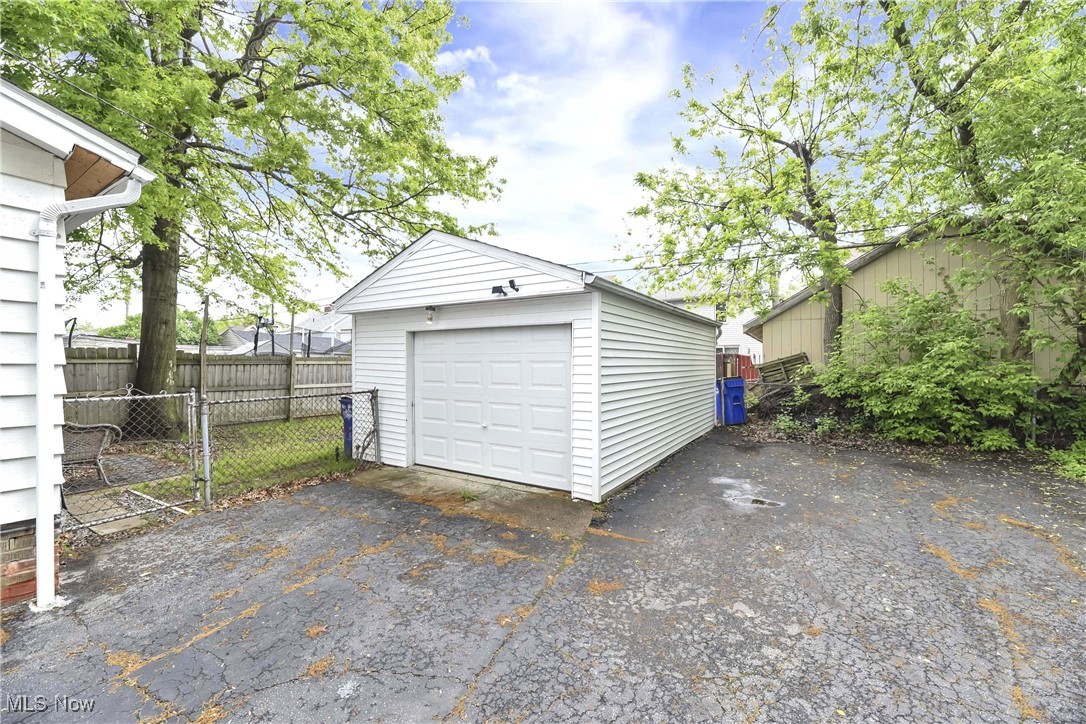 3579 W 129th Street, Cleveland, Ohio image 35