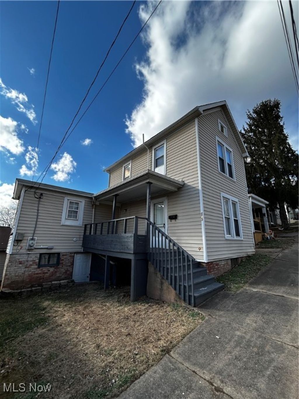 Photo of 703 9th Street, Marietta, OH 45750 (MLS # 5182316)