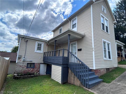 Homes For Sale - 703 9th Street<br/> Marietta, OH 45750