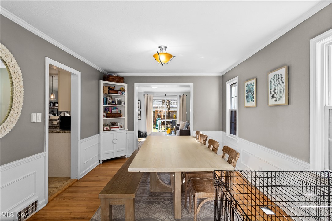 Cleveland Heights, Ohio 44118, United States, 4 Bedrooms Bedrooms, ,2 BathroomsBathrooms,Residential,Active,128936