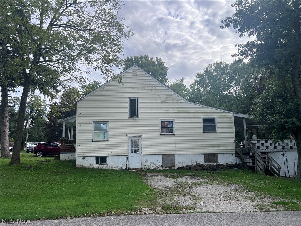 164 N Avon Avenue