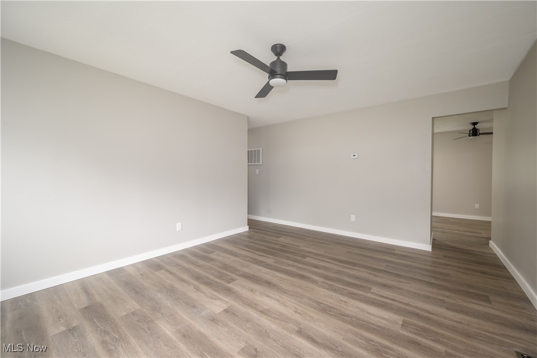 Ravenna, Ohio 44266, United States, 4 Bedrooms Bedrooms, ,1 BathroomBathrooms,Residential,Pending,154918