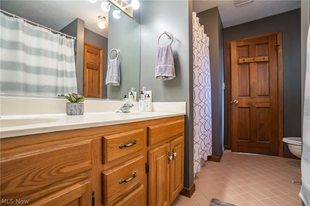 Beverly Hills Estates 01 - Residential