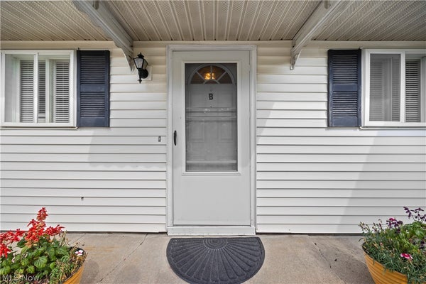 8959 W RIDGE RD APT B, ELYRIA, OH 44035 - Image ea770eefe34d6c8c41e5fc48588f0cf2/3399215372