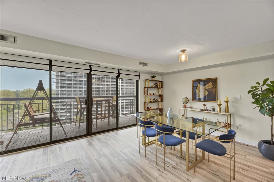 Meridian Condo - Residential