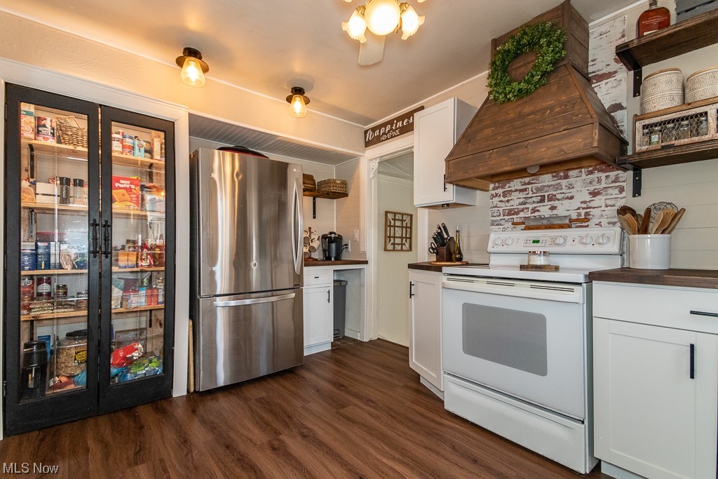 Mentor Acres - Residential