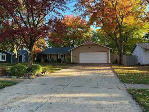 19617 Cross Trail N, Strongsville, OH 44136 - #: 5181686