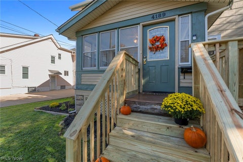Tiny photo for 4189 W 204th Street, Fairview Park, OH 44126 (MLS # 5256408)