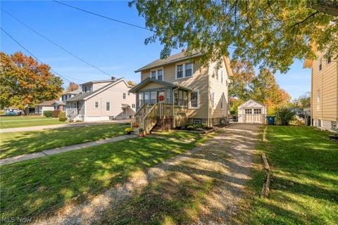 Tiny photo for 4189 W 204th Street, Fairview Park, OH 44126 (MLS # 5256408)