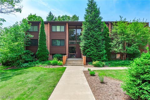 Photo for 925 Canyon View Road 201