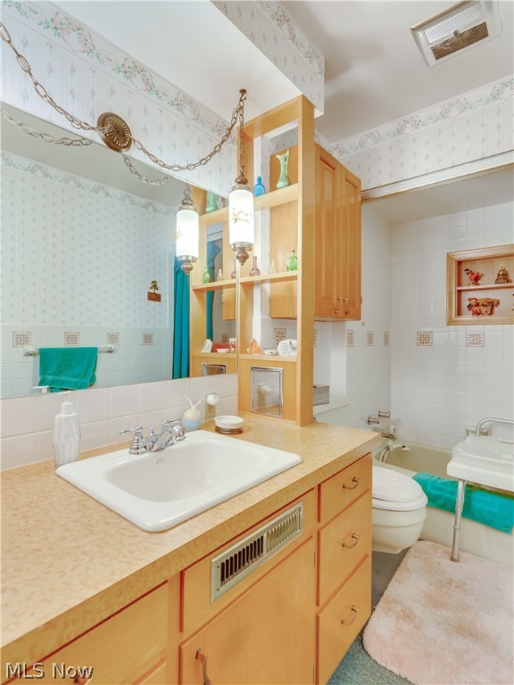 West Manor - Residential