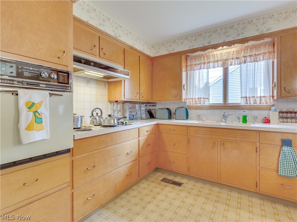 West Manor - Residential