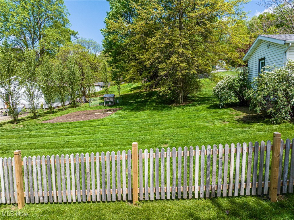 318 S Mill Street, Fredericksburg, Ohio image 30
