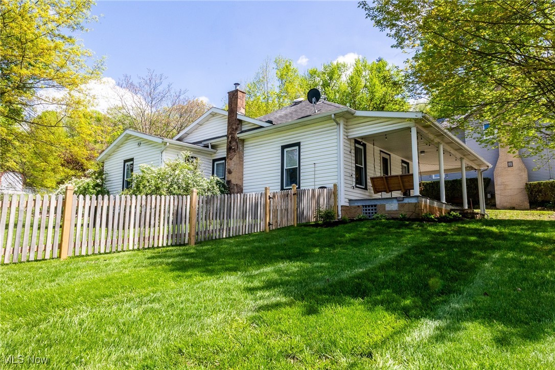 318 S Mill Street, Fredericksburg, Ohio image 5