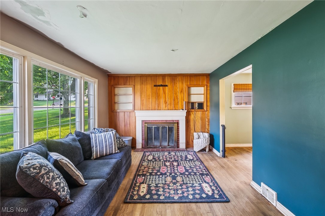 Hill Crest Homes 02 - Residential