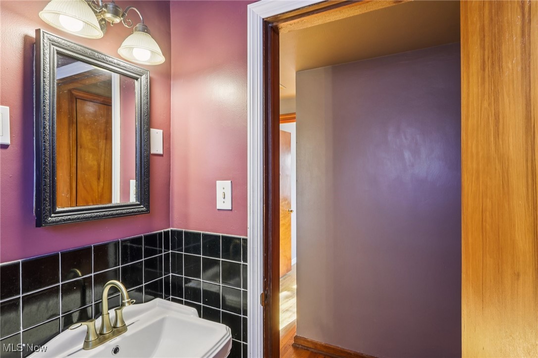 Hill Crest Homes 02 - Residential