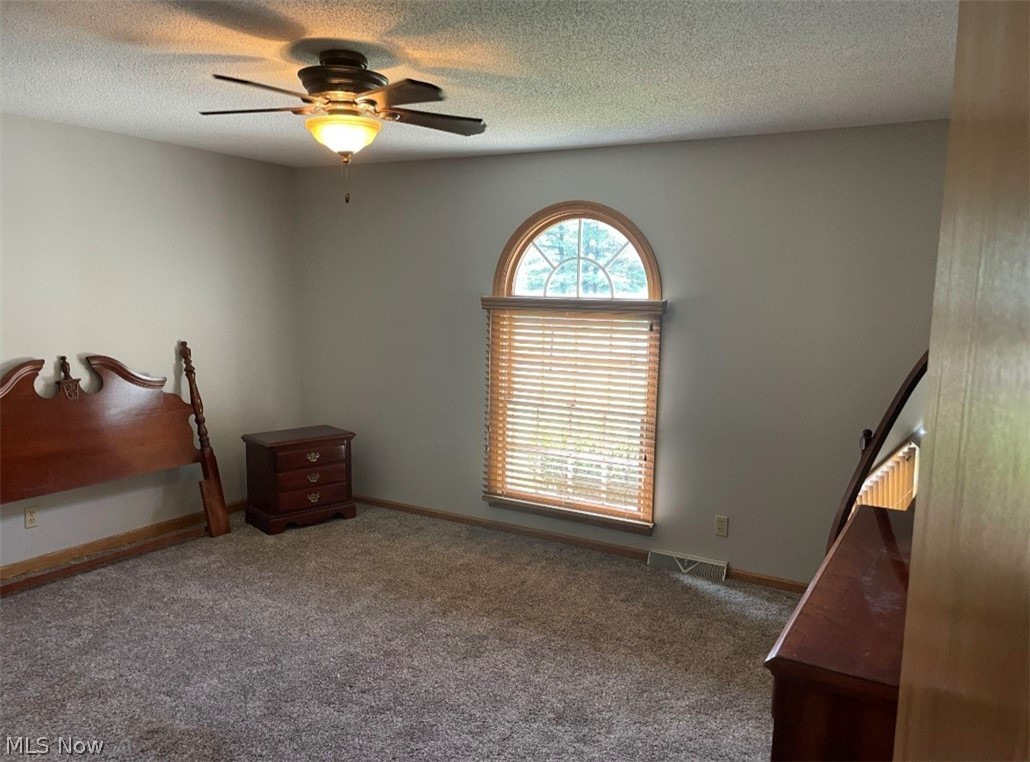 Hilltop Corner Condo - Residential