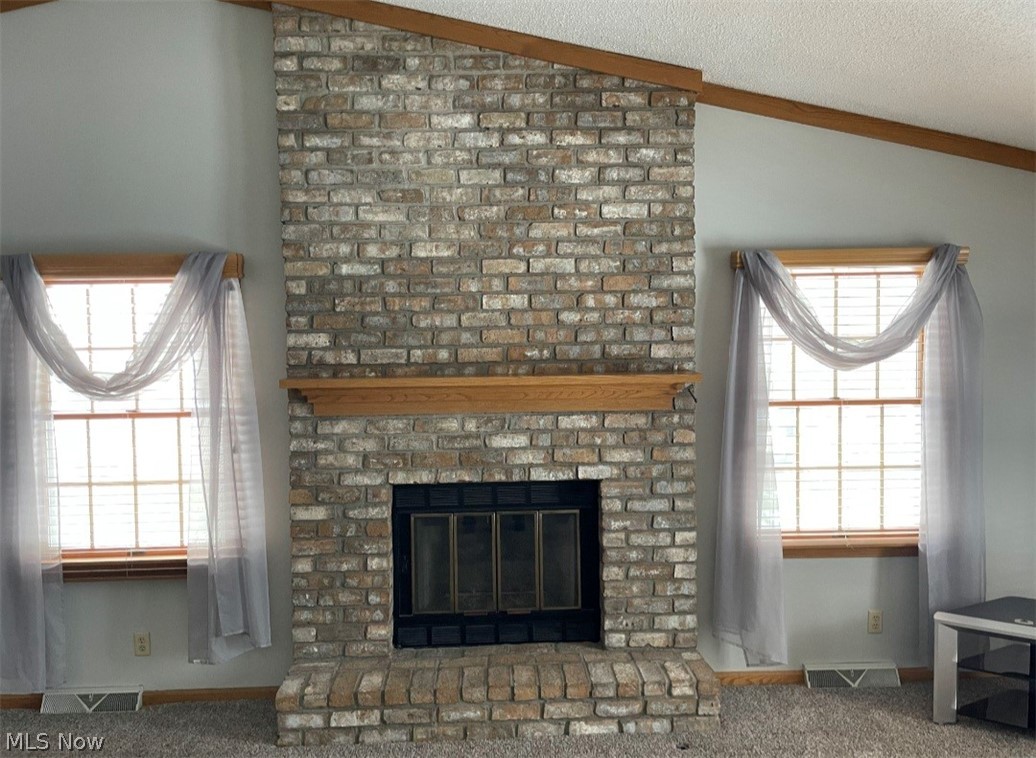 Hilltop Corner Condo - Residential